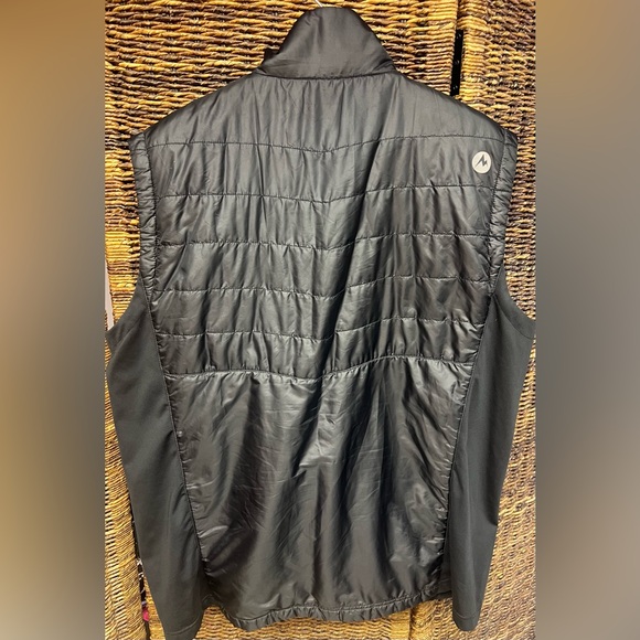 Marmot‎ Black Men's Vest- XXL, Zipper works, but stiff - Picture 6 of 6